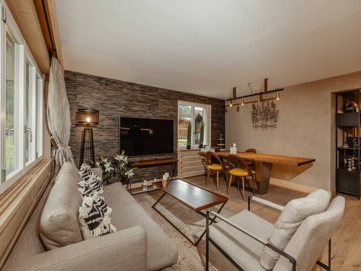 Chalet pour 6 personnes, avec jardin, adapté aux familles dans Gstaad - 2