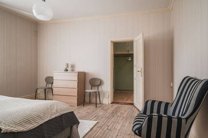 Ganze Wohnung, Comfort Meets Style in Central Norberg in Norberg, Västmanland