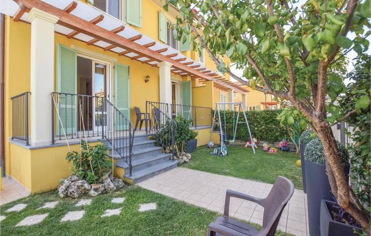 Ferienhaus für 7 Personen, mit Pool