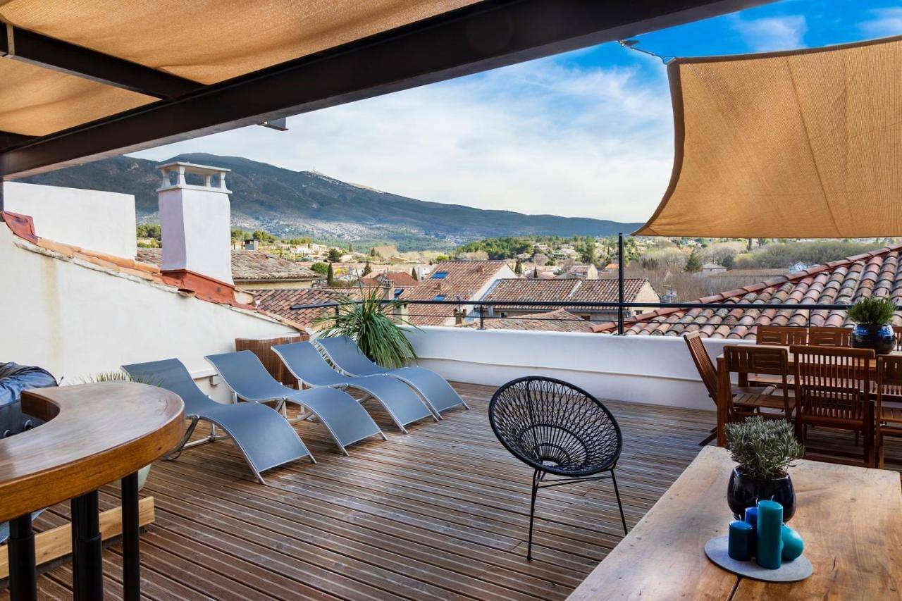 La terrasse de Tiss in Bédoin, Parc naturel régional du Mont-Ventoux