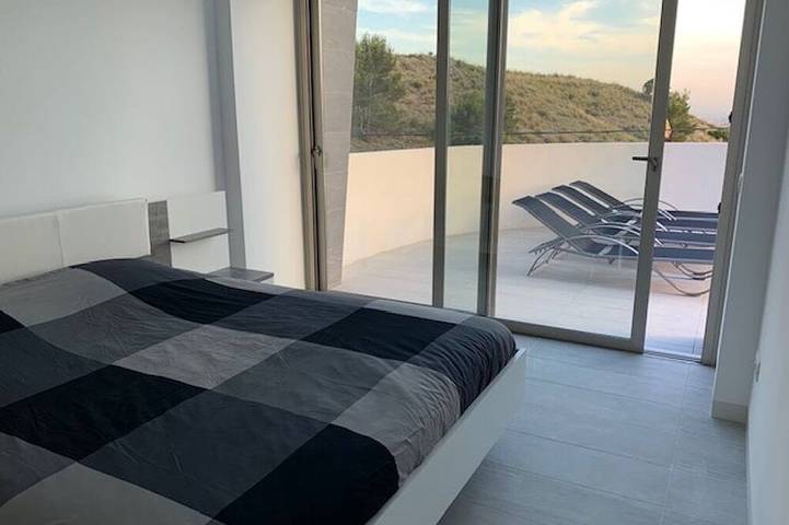 Location de vacances pour 8 personnes, avec jardin et balcon à Busot - 3