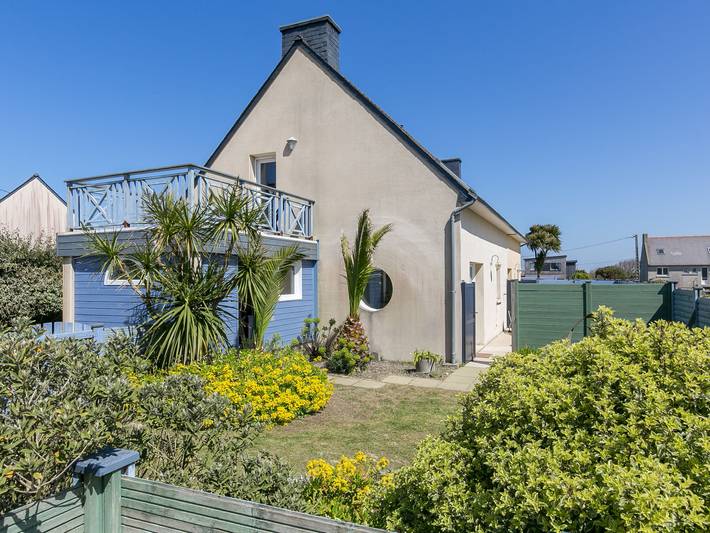 Location de vacances pour 5 personnes, avec Balcon ainsi que Terrasse et Jardin à Kerlouan