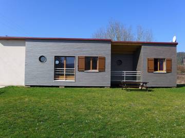 Gîte pour 5 personnes, avec jardin dans Haute-Marne