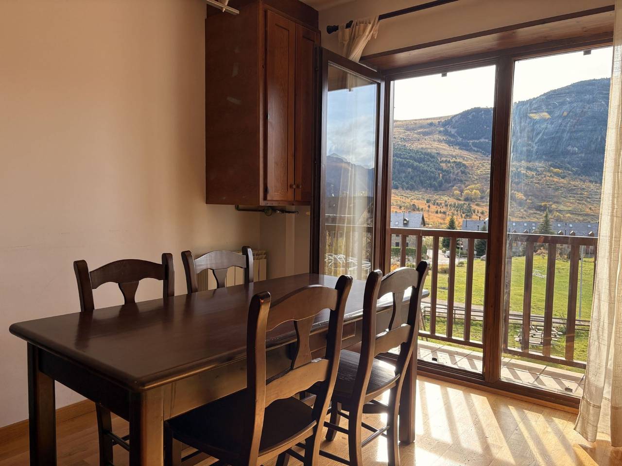 Apartamento entero, Triplex mit Kamin und Balkon Erta 4 Vall de Boí in Pla de l'Ermita, Valle de Bohí