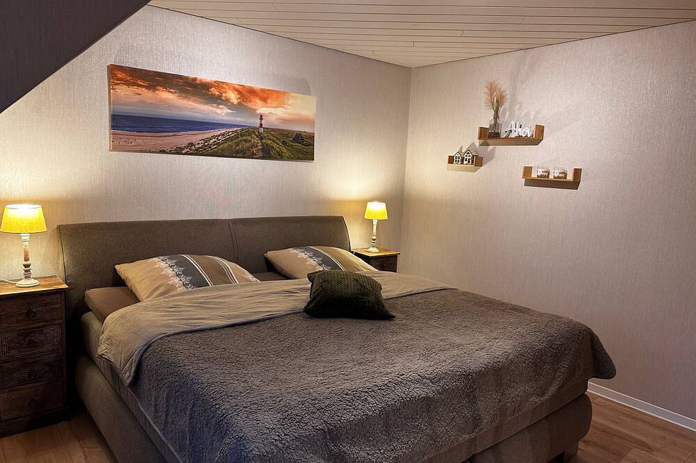 Ganze Wohnung, Ferienwohnung Lara im Herzen von Ostfriesland in Osteel, Landkreis Aurich