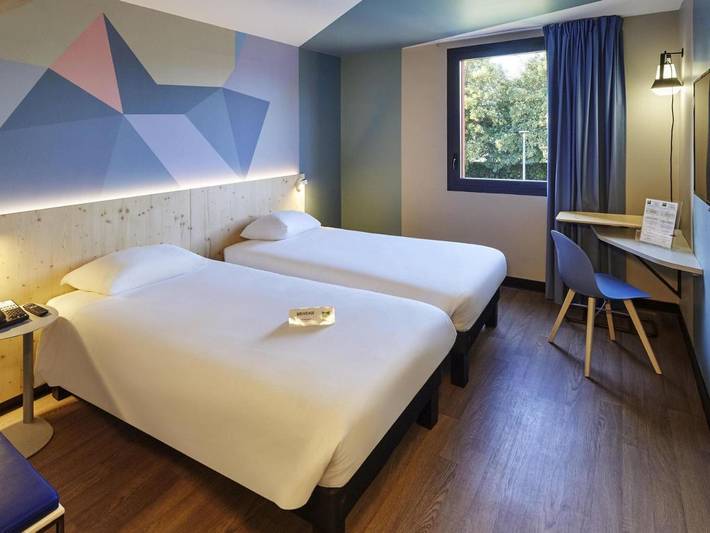 Hôtel pour 2 personnes, avec terrasse, animaux acceptés à Lisses - 4