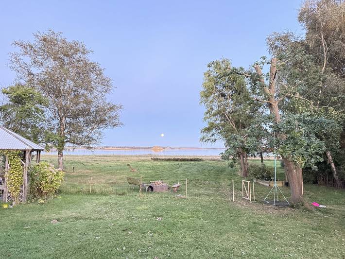 Ferienhaus für 7 Personen, mit Terrasse und Seeblick sowie Garten - 1