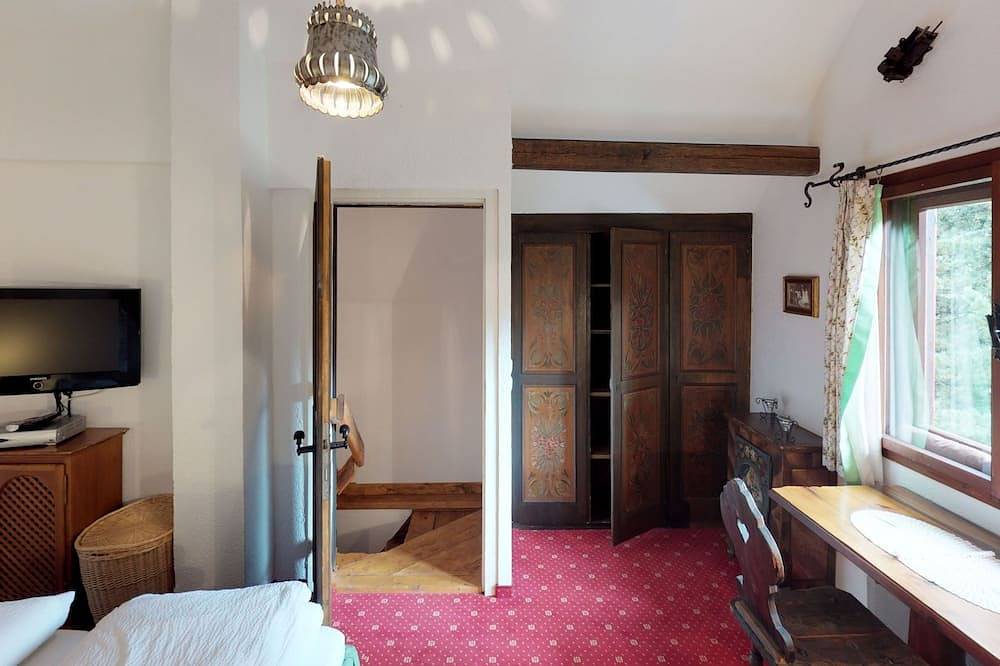 Kärntnerhaus in Falkertsee in Reichenau (Österreich), Nockberge