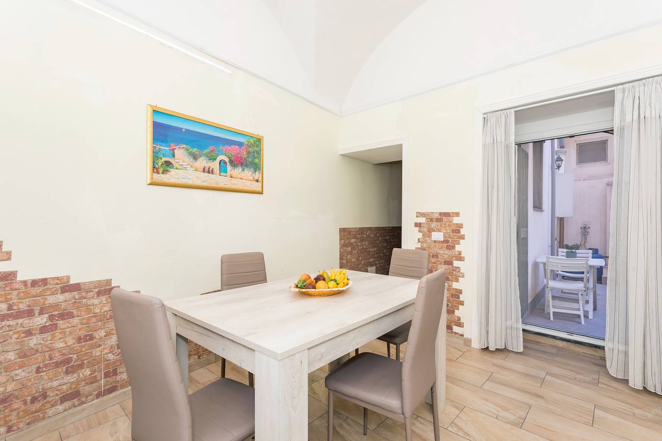 Apartamento entero, Apartamento 'Dimora Genovesi' en el centro de Catania, cerca de la playa y monumentos in Catania, Provincia de Catania