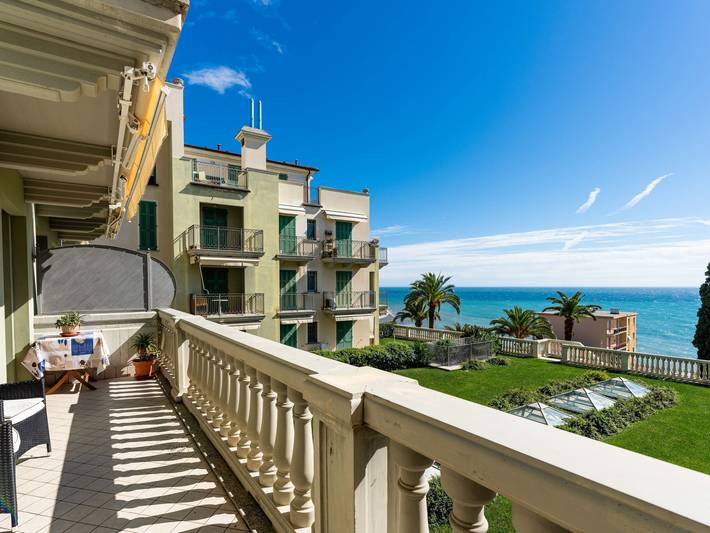 Appartamento vacanze per 2 persone, con Terrazza in Liguria