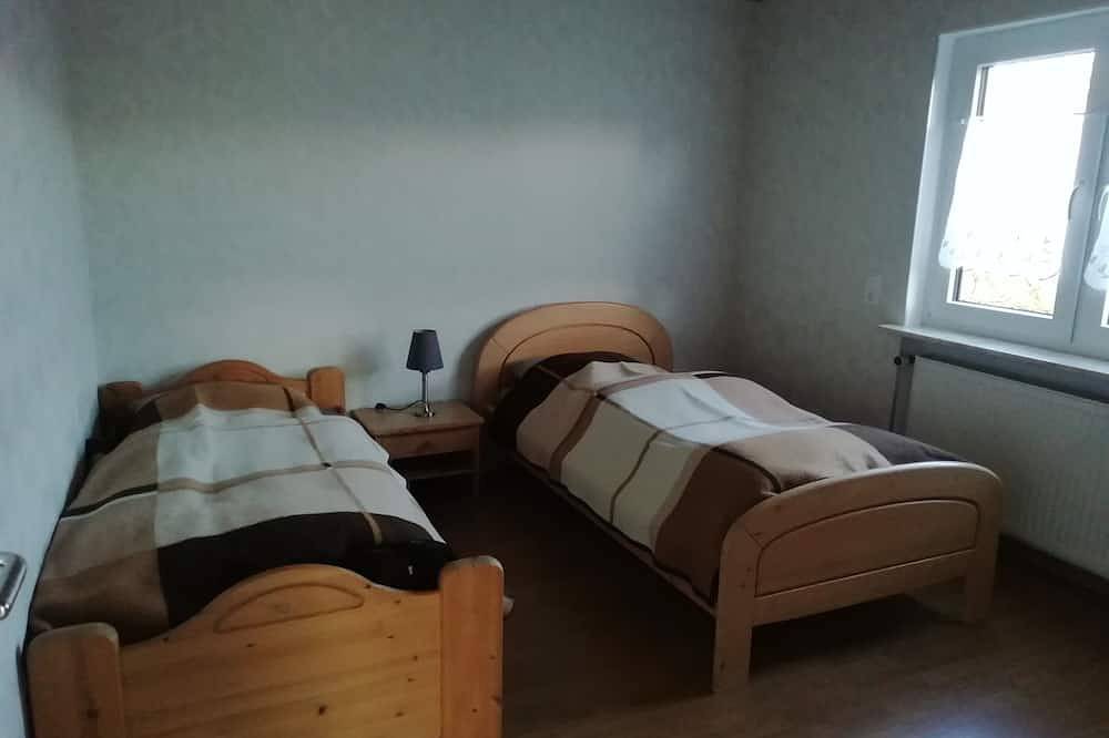 Ganze Wohnung, Ferienwohnung 'Kleegarten' mit Wlan in Eppelborn, Saar-Nahe-Bergland