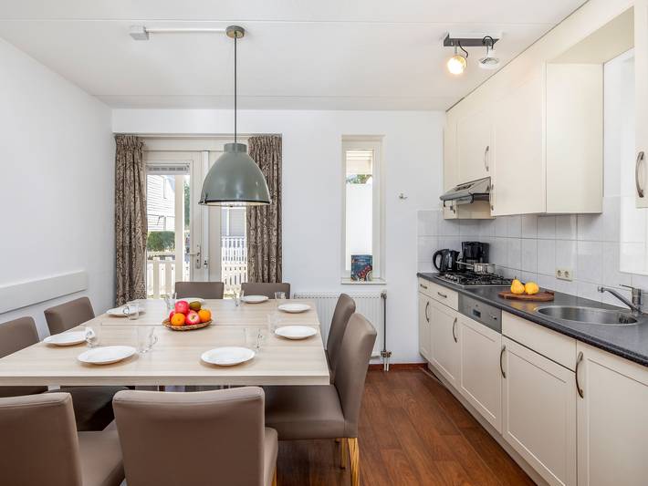 Ferienhaus für 8 Personen, mit Pool und Sauna in Bruinisse - 3