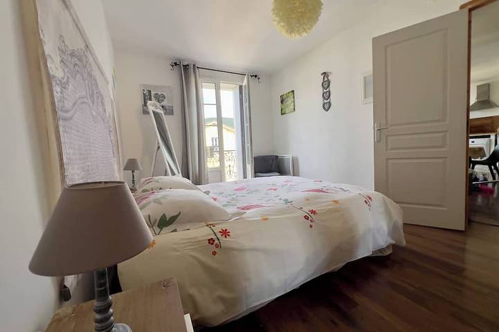 Ganze Wohnung, Apartment Nr. 6/T2 separates Schlafzimmer in Lamalou-les-Bains, Béziers und Umgebung
