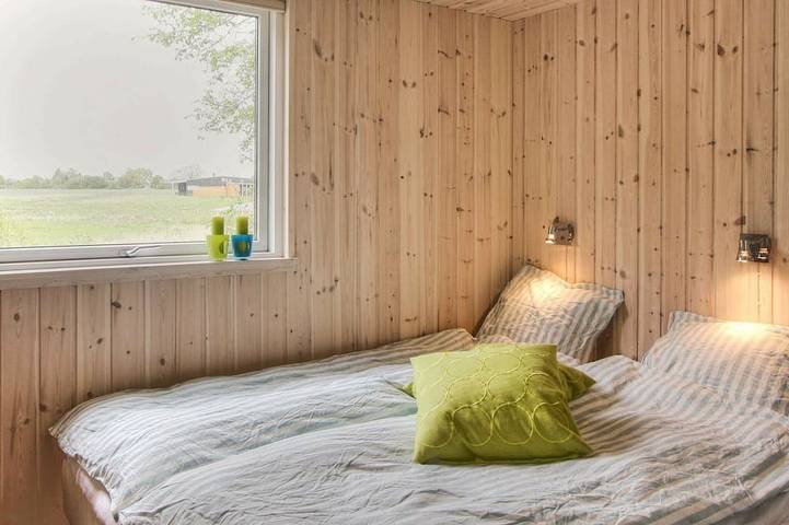 Ferienhaus für 18 Personen, mit Pool und Whirlpool sowie Terrasse und Sauna in Ahl Strand - 2