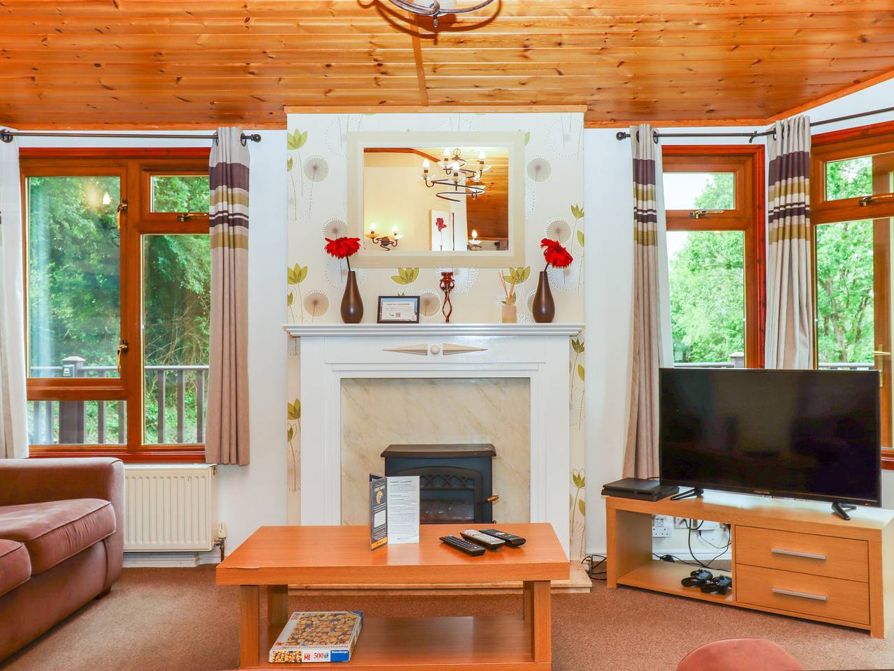 Deer Park Lodge 8 - Fawn Lodge in Hennock, Devon