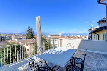 Loft per 4 Persone in Desenzano del Garda, Prealpi Gardesane, Foto 3