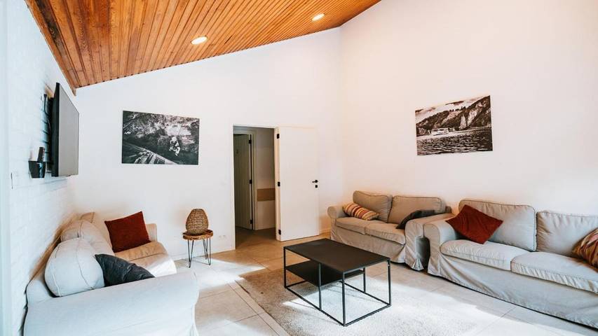 Location de vacances pour 33 personnes, avec vue ainsi que sauna et jardin à Dinant - 4