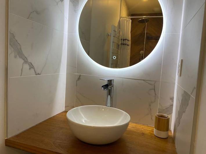 Location de vacances pour 10 personnes, avec terrasse dans Office De Tourisme De Brignogan Plages - 2