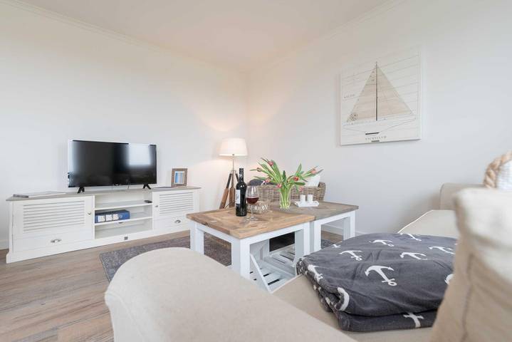 Ganze Wohnung, Villa Cara We 03 "Santa Sophia" mit Balkon und Meerblick in Börgerende in Börgerende, Börgerende-Rethwisch
