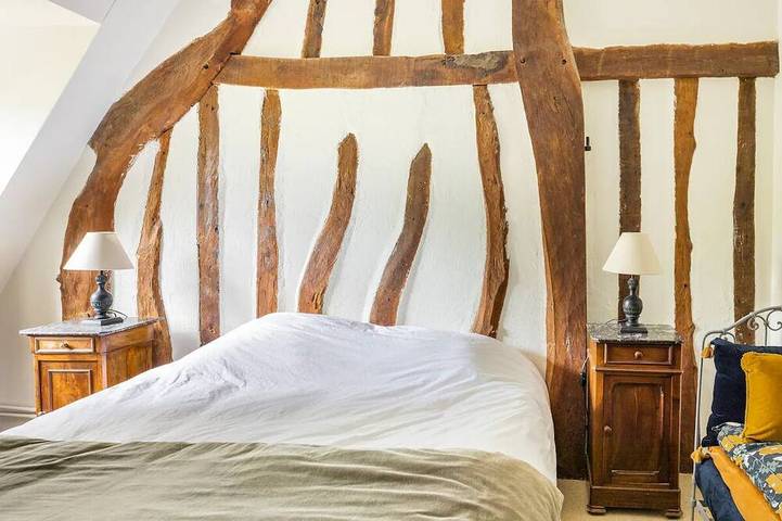 Gîte pour 8 personnes, avec jardin dans Berthouville - 3