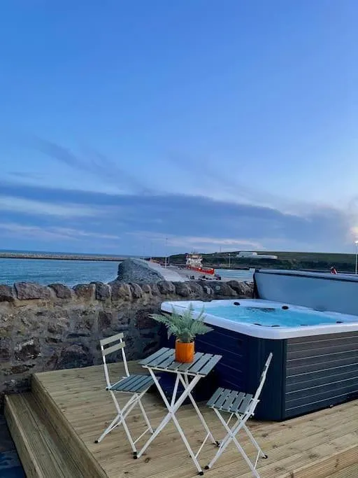 Casa de vacaciones para 2 personas, con terraza además de jardín y jacuzzi - 1
