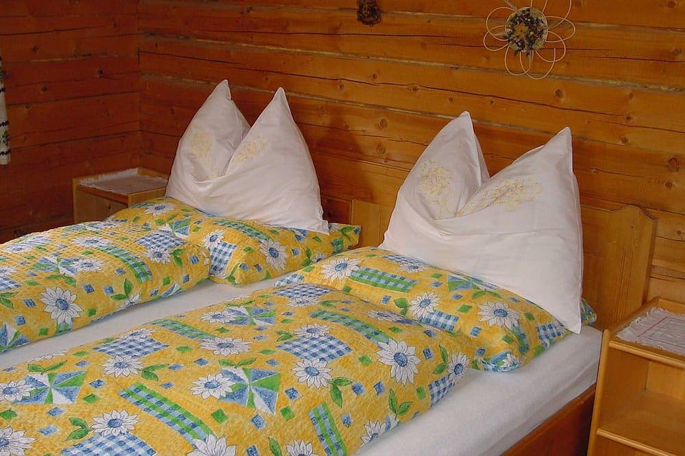 Ground Floor Apartment at House Gutwenger in Innervillgraten, Tirolo dell'Est