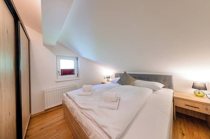 Ganze Wohnung, Alpine Auszeit in Bramberg - Moderne Ferienwohnung im Nationalpark Hohe Tauern in Hohe Tauern, Bramberg am Wildkogel