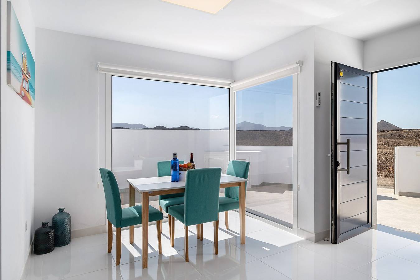Casa de vacaciones 'Ocean 1' con vistas a la montaña, Wi-Fi y aire acondicionado in La Santa, Tinajo