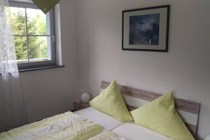Ferienwohnung für 4 Personen, mit Sauna und Garten sowie Balkon in Föritztal - 2
