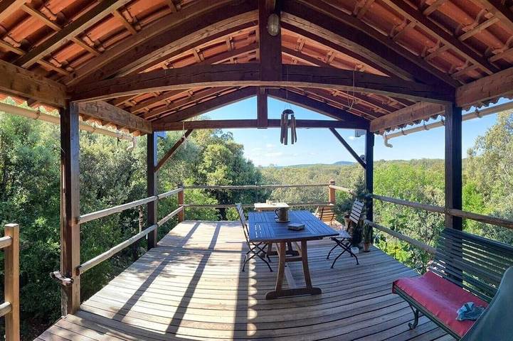 Location de vacances pour 4 personnes, avec Terrasse et Jardin à Argelliers