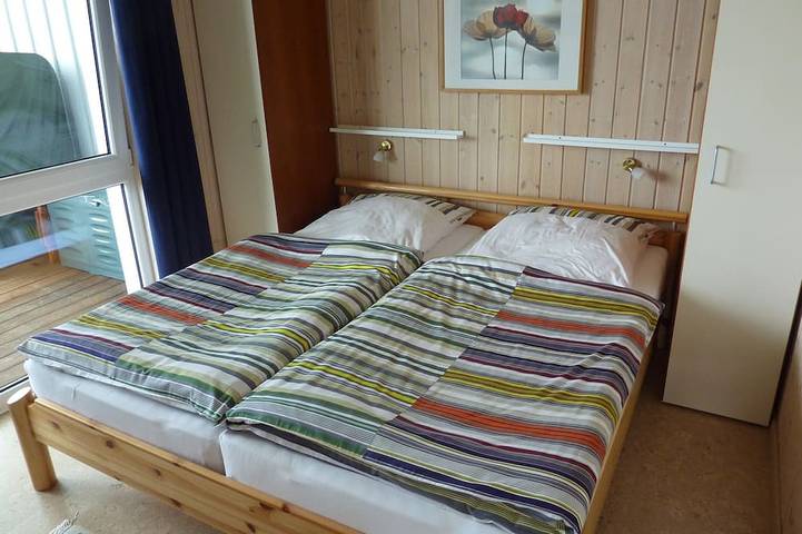 Ferienhaus für 5 Personen, mit Sauna und Terrasse sowie Garten in Wesselburenerkoog - 2