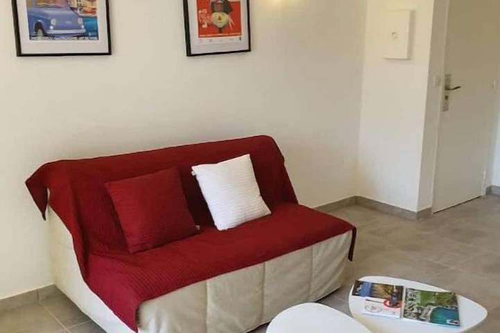 Appartement entier, Beau T2 dans le centre ville parking et balcon in Cassis, Parc national des Calanques