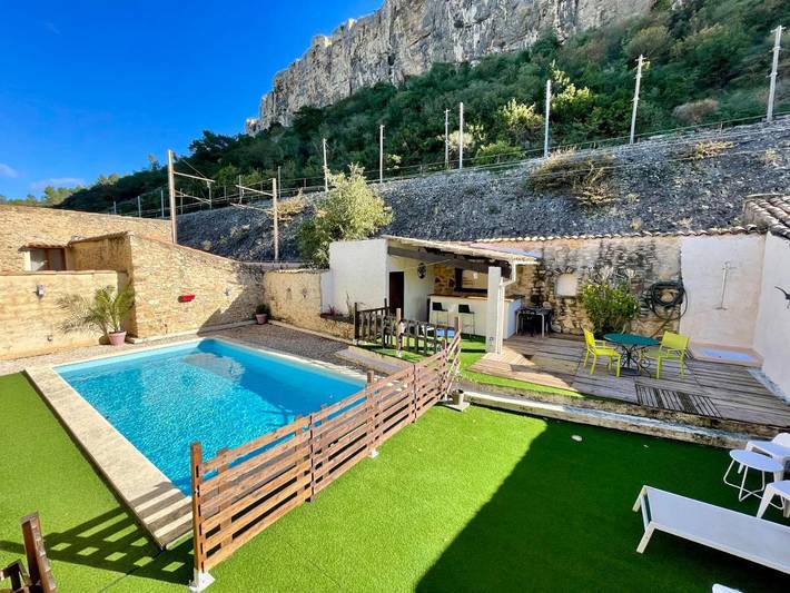 Appartement de vacances pour 4 personnes, avec vue ainsi que piscine et terrasse, animaux acceptés