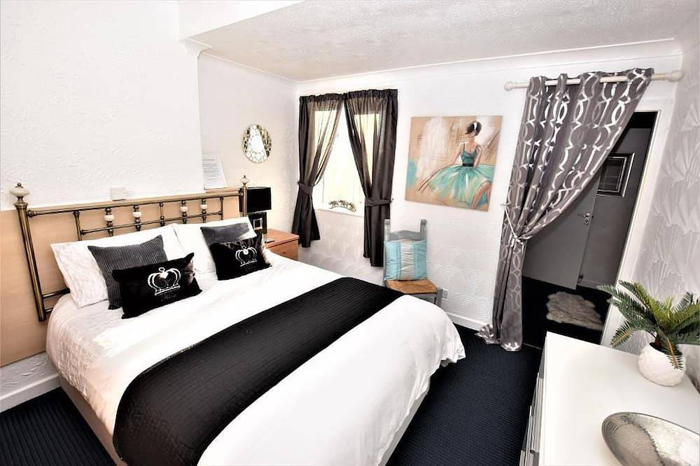 Entire apartment, Beautiful modern large family apartment in Blackpool Pleasure Beach, North West England