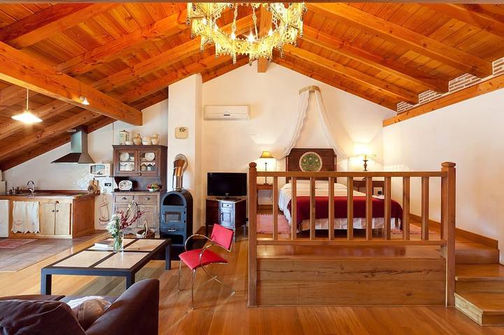 Gîte pour 4 personnes, avec jacuzzi ainsi que sauna et jardin à Ea - 2