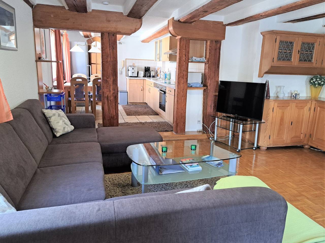 Ganze Ferienwohnung, Ferienwohnungen Dürringer - Ferienwohnung Linzgau, 70qm, 1 Schlafzimmer, max 4 Personen (2 Erw.) in Owingen, Region Bodensee-Oberschwaben