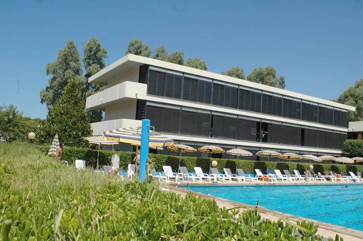 Appart’hôtel pour 2 personnes, avec Balcon ainsi que Piscine et Vue dans Marina di Bibbona