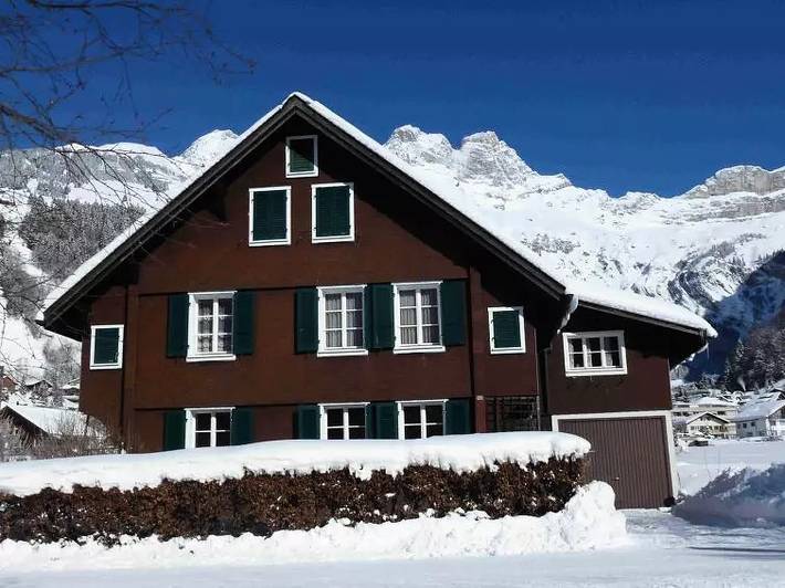 Hütte für 7 Personen, mit Garten in Engelberg