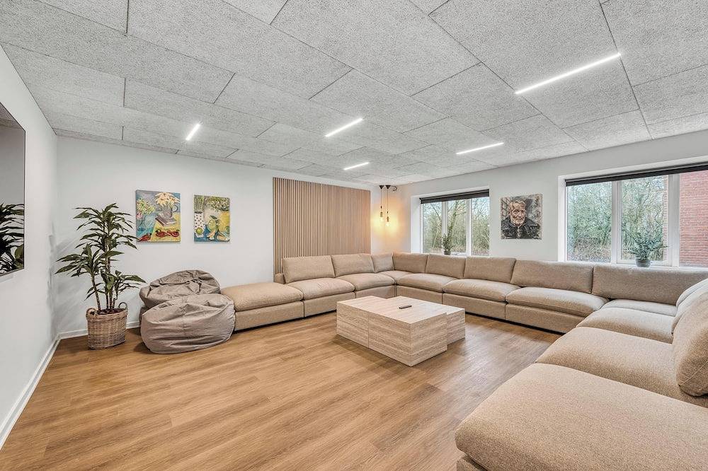 Exclusive pool house/conference center with Gymnasium. in Erslev, Morsø