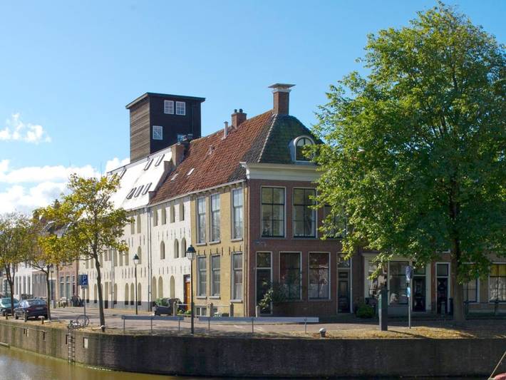 Ferienwohnung für 2 Personen, mit Balkon und Terrasse sowie Seeblick und Ausblick in Harlingen