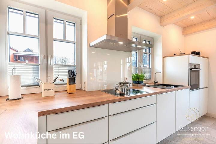 Ganze Wohnung, Ferienhaus König Heimatliebe - ruhiger Neubau mit Garten für Familien in Nordfriesische Inseln (Schleswig-Holstein) (Schleswig-Holstein), Oevenum
