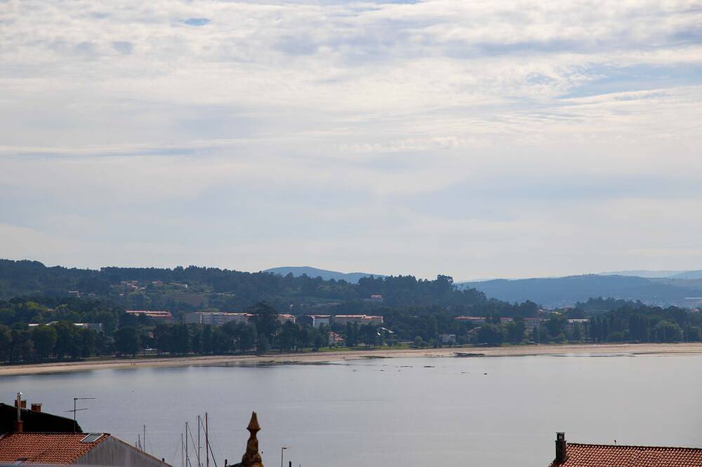 Entire apartment, Apartamentos Terramar Boiro With sea views in the Ría de Arousa (Galicia) in Boiro, Rías Baixas