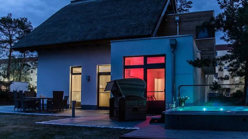 Ferienhaus für 7 Personen, mit Terrasse und Garten sowie Pool und Sauna auf Usedom
