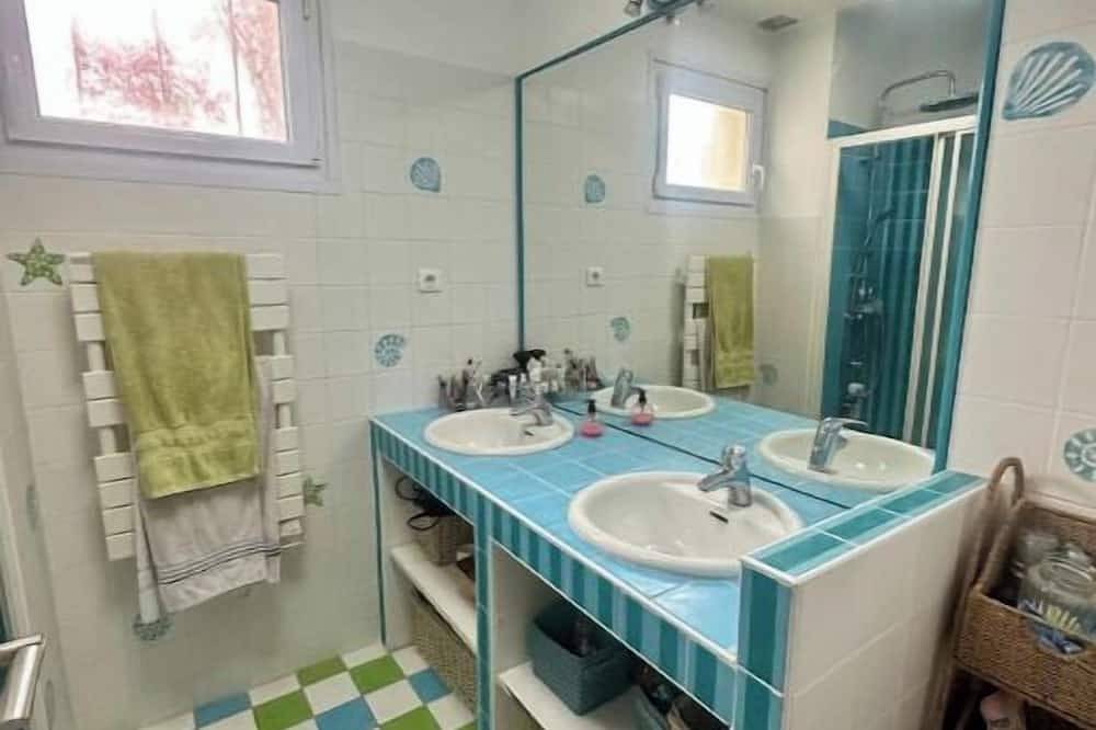 Maison de campagne conviviale avec piscine in Sèvremoine, Région de Cholet