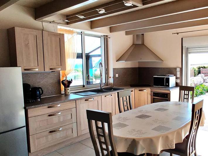 Location de vacances pour 4 personnes, avec vue et jardin dans Plage de Trez Bellec - 4