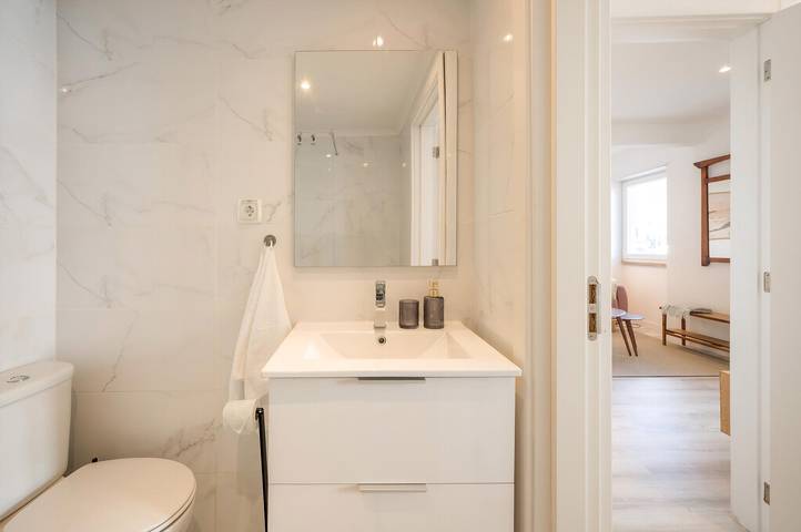 Ganze Wohnung, Ferienwohnung für 3 Personen in Paço de Arcos, Costa de Lisboa