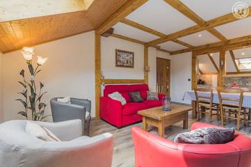 Gîte pour 6 personnes, avec balcon et jardin à Flumet