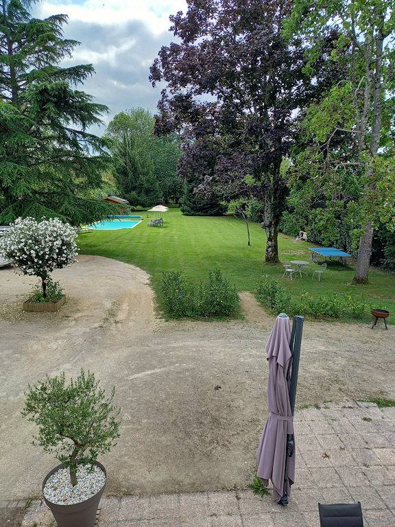 Chambre d’hôte pour 2 personnes, avec piscine et jardin dans l' Isère - 4