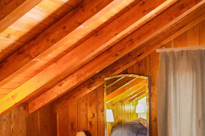 Chalet Surrounded by Greenery in Giarre, Between the Ionian Sea, Taormina, Etna. in Giarre, Catania Provinz