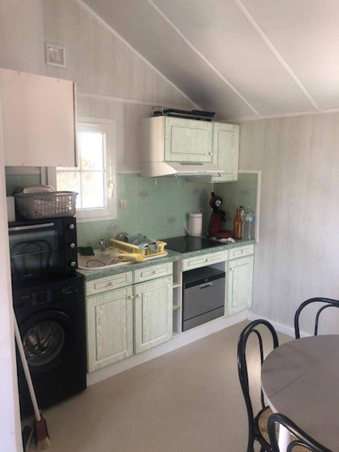 Parc de vacances pour 4 personnes, avec jardin et piscine à Lissac-sur-Couze - 3